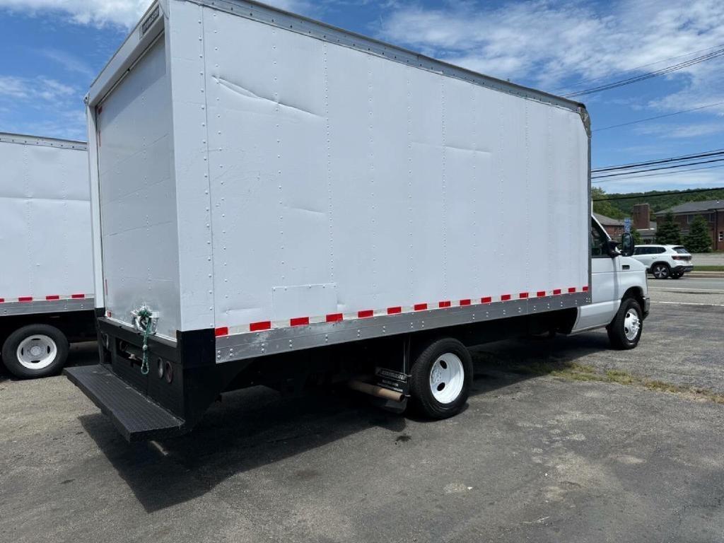 Ford Econoline E-350 Super Duty 2018