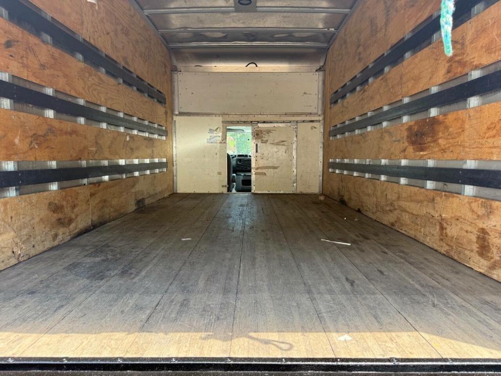 Ford Econoline E-350 Super Duty 2018