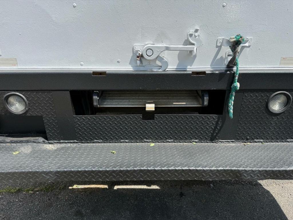 Ford Econoline E-350 Super Duty 2018