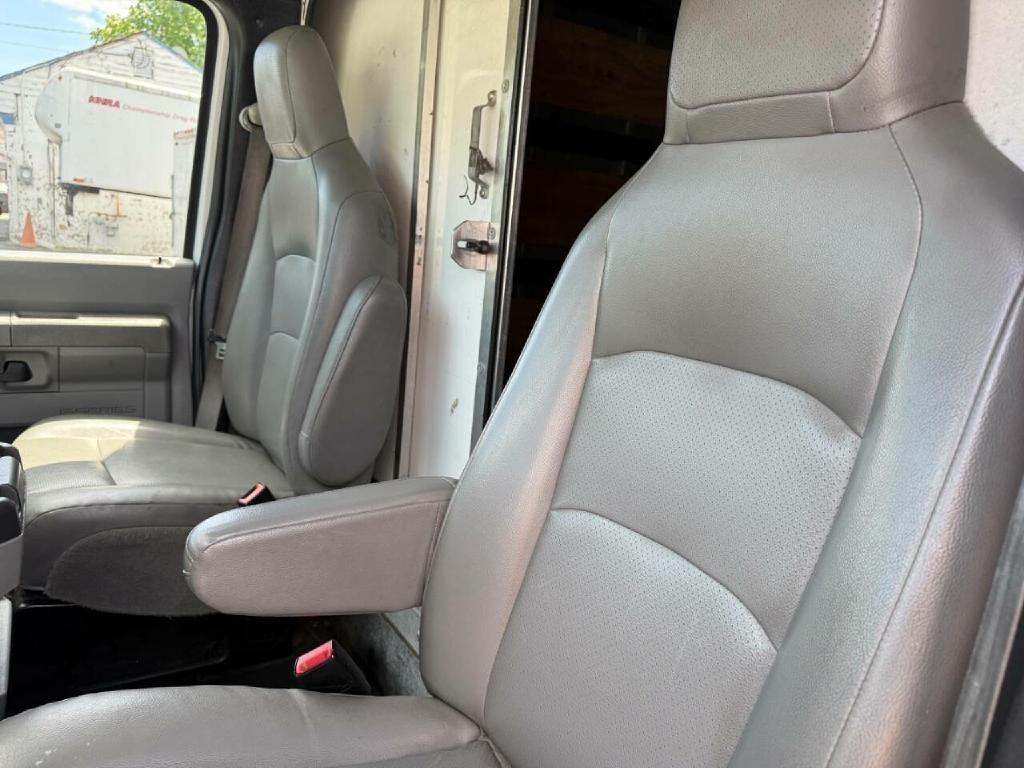 Ford Econoline E-350 Super Duty 2018