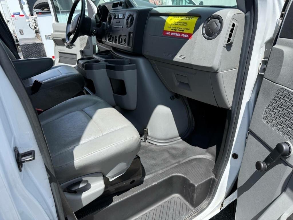Ford Econoline E-350 Super Duty 2018