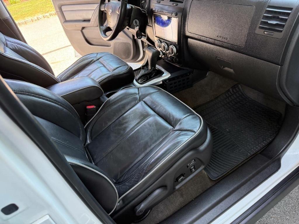 HUMMER H3 Base 2008