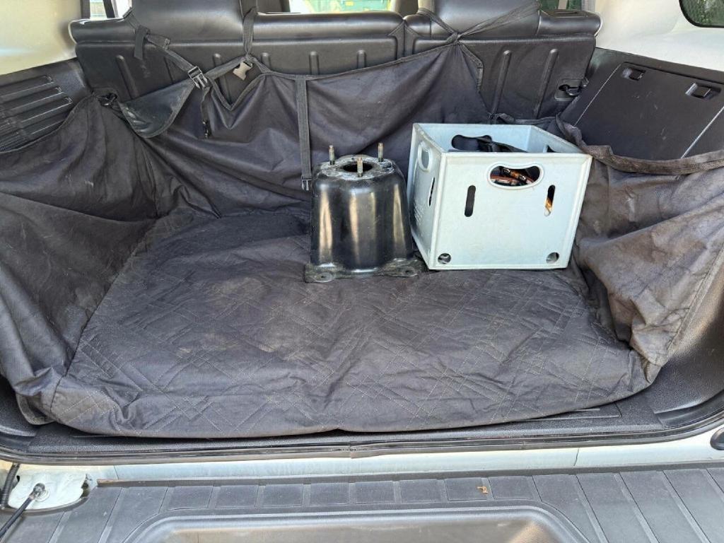 HUMMER H3 Base 2008