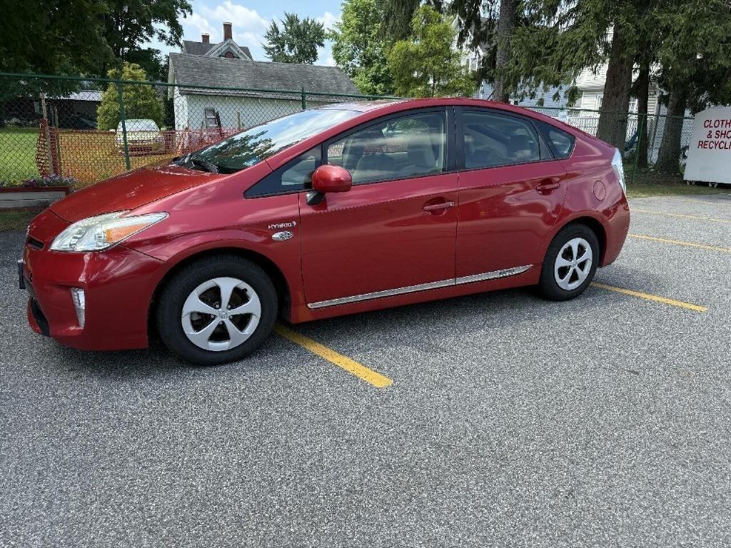 Toyota Prius Prius V 2012