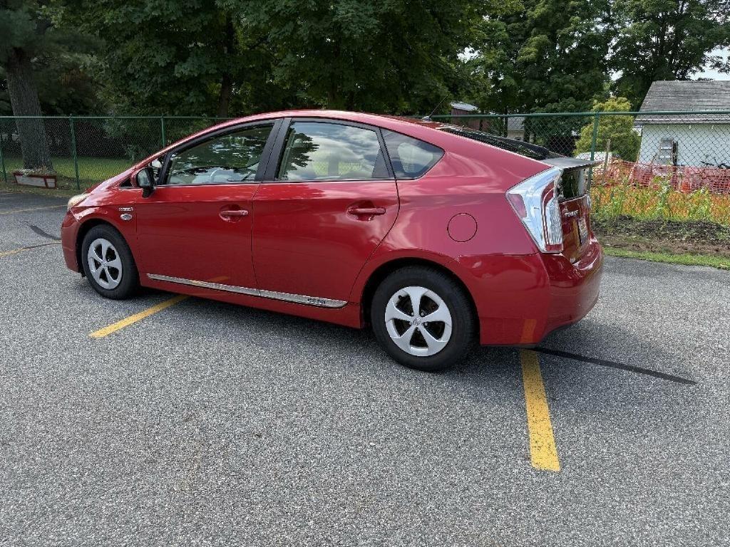 Toyota Prius Prius V 2012