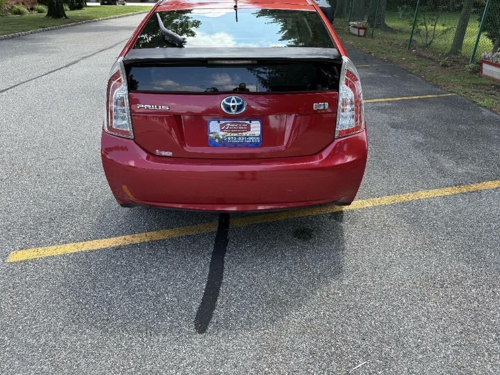Toyota Prius Prius V 2012