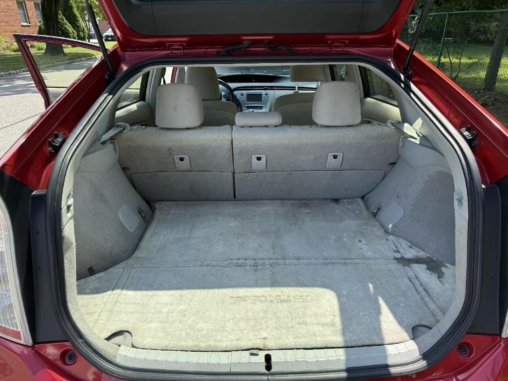 Toyota Prius Prius V 2012