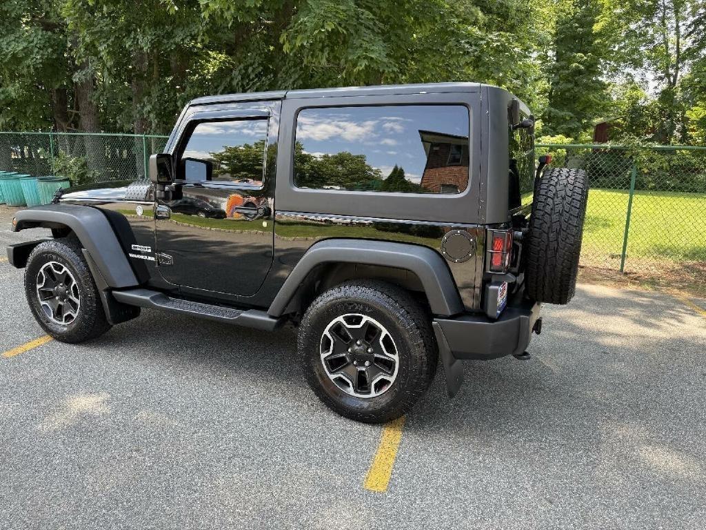 Jeep Wrangler Sport 4WD 2012