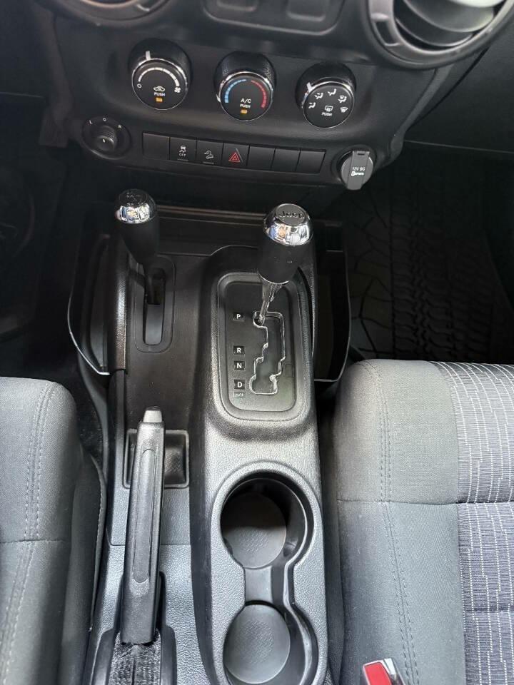 Jeep Wrangler Sport 4WD 2012
