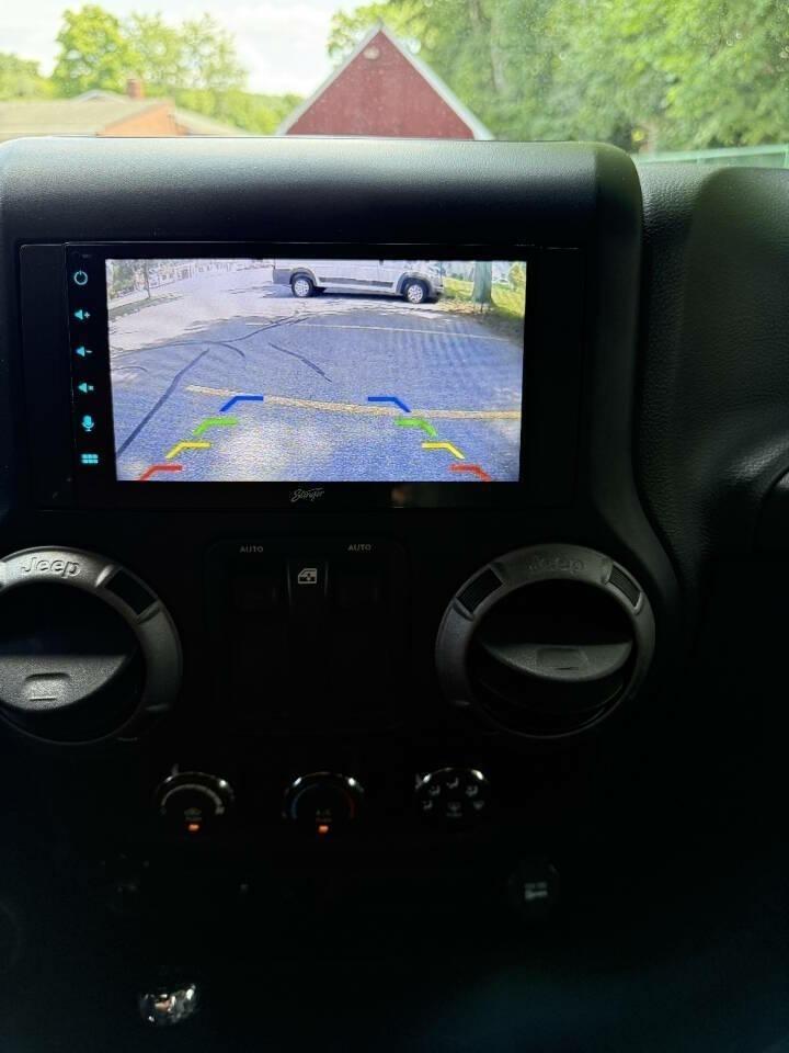 Jeep Wrangler Sport 4WD 2012