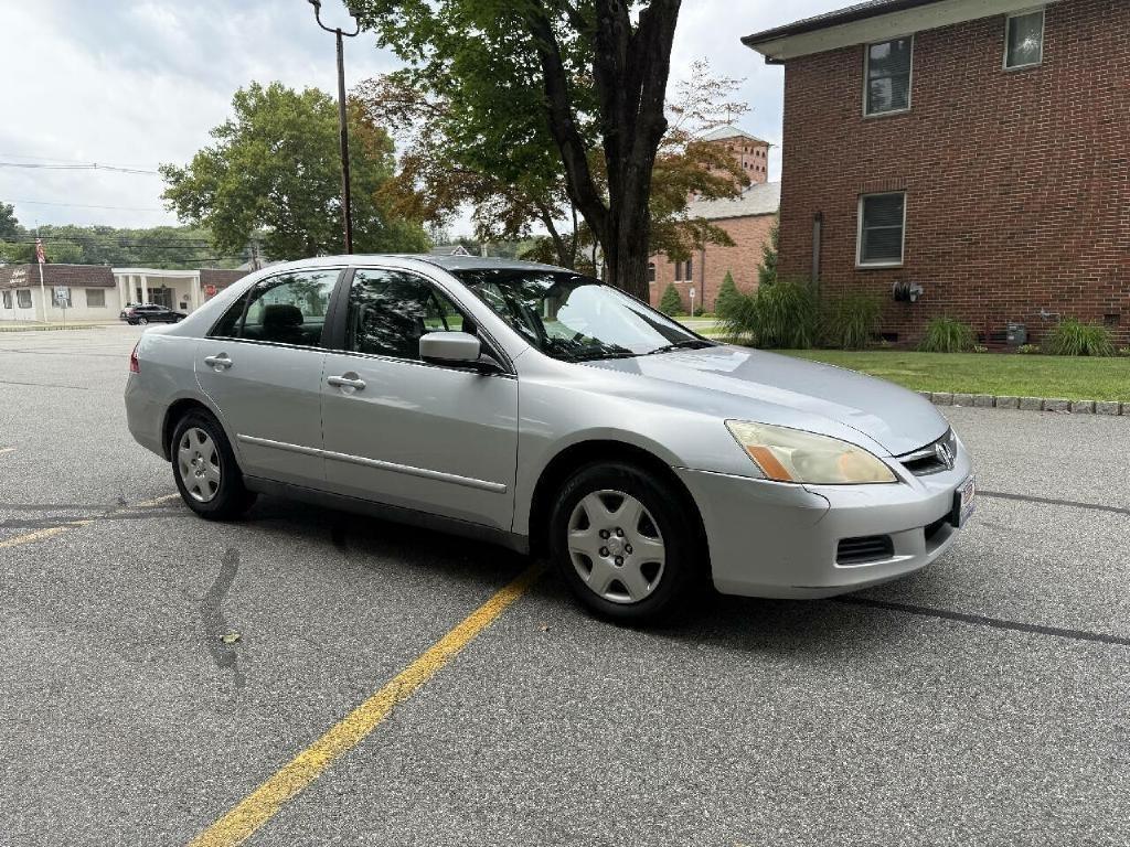 Honda Accord LX sedan AT 2007