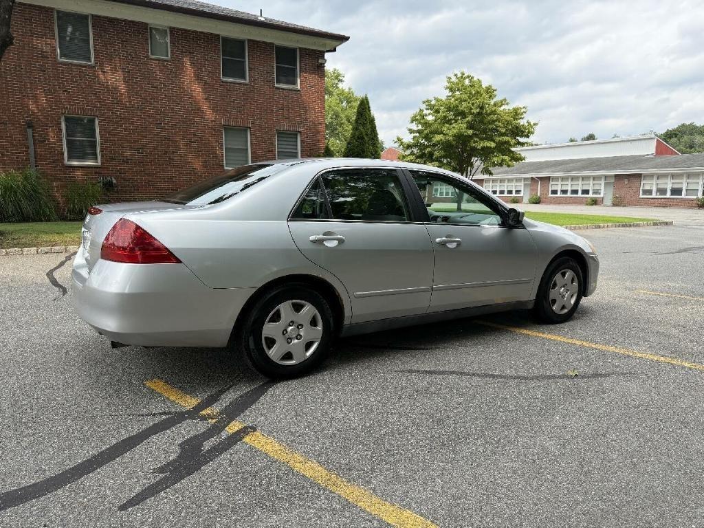 Honda Accord LX sedan AT 2007