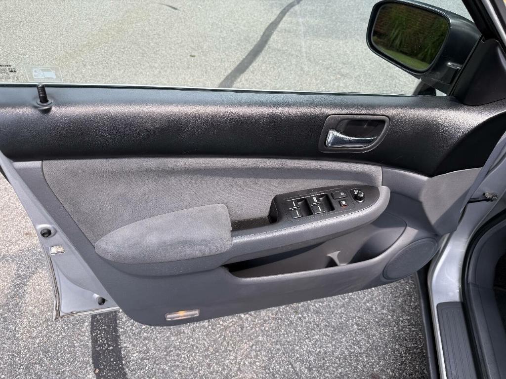 Honda Accord LX sedan AT 2007