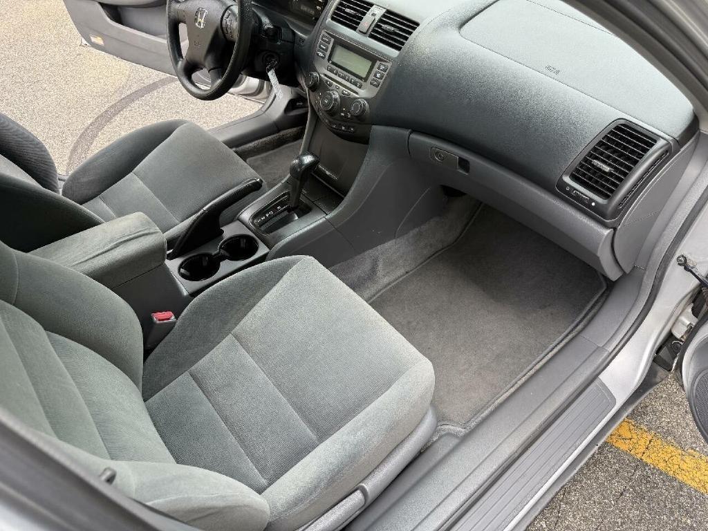 Honda Accord LX sedan AT 2007