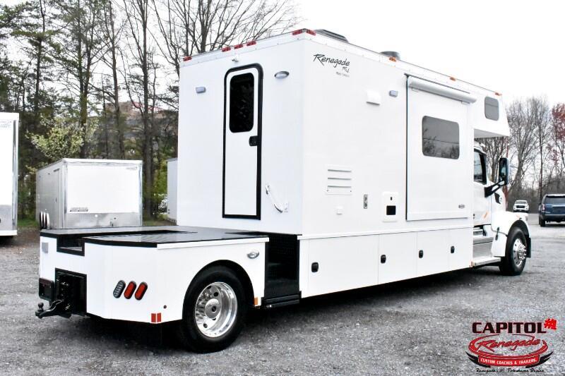 New 2021 Renegade Toterhome Peterbilt 15' Box 2 Slides Black Rear Deck