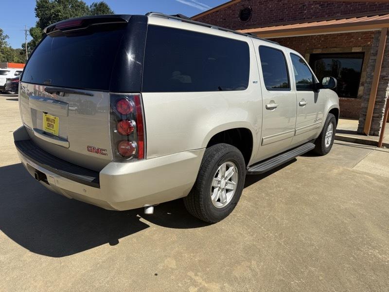 GMC Yukon XL SLT 1/2 Ton 2WD 2014