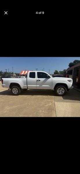 Toyota Tacoma SR5 Access Cab I4 6AT 2WD 2018