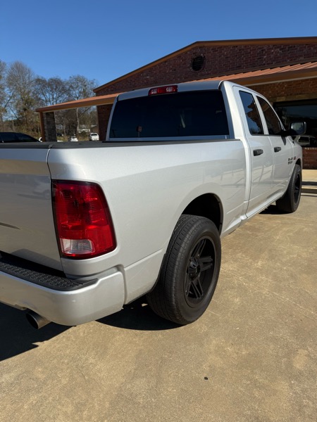 RAM 1500 Tradesman Quad Cab 2WD 2014