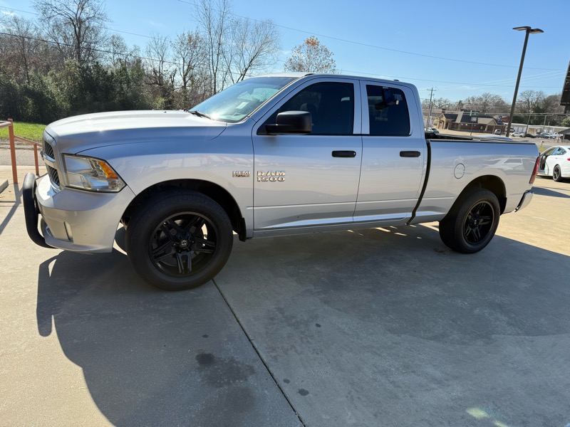 RAM 1500 Tradesman Quad Cab 2WD 2014