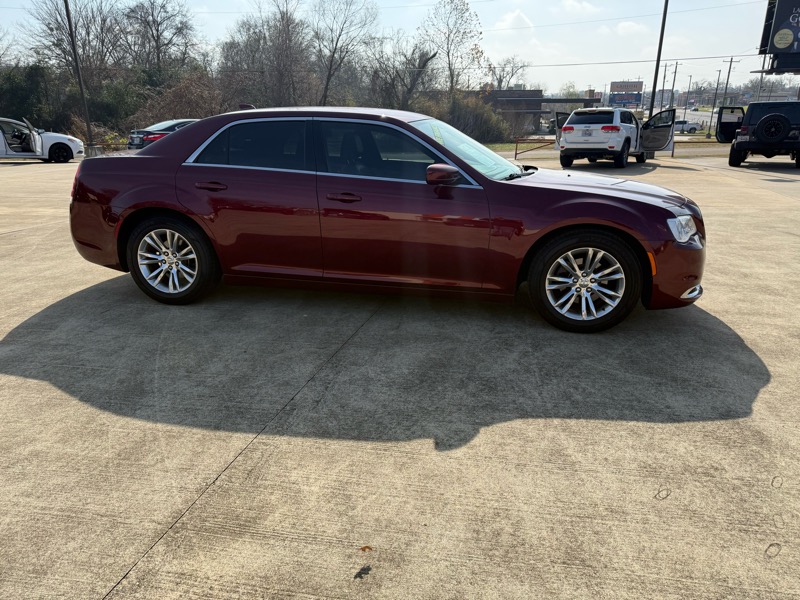 Chrysler 300 Limited RWD 2017