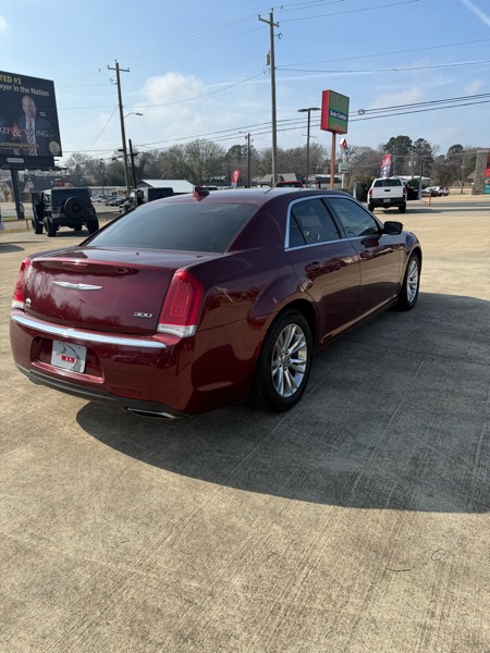 Chrysler 300 Limited RWD 2017