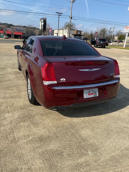 Chrysler 300 Limited RWD 2017