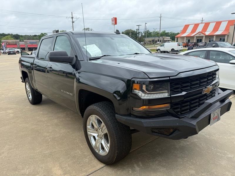 Chevrolet Silverado 1500 Custom Crew Cab 4WD 2018