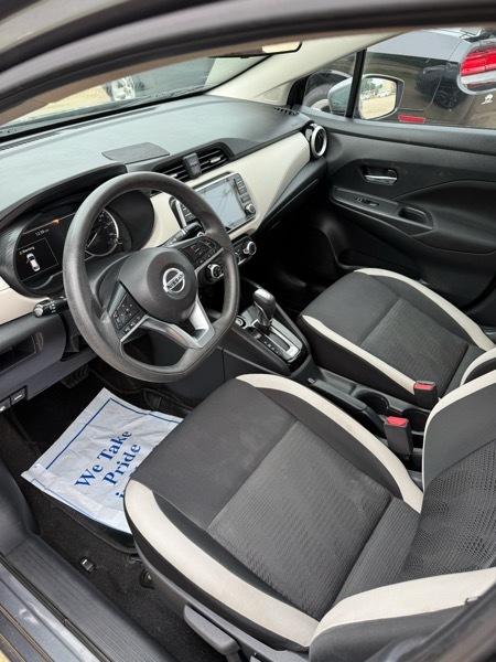 Nissan Versa SV 2021