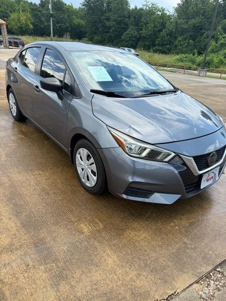 Nissan Versa S CVT 2021