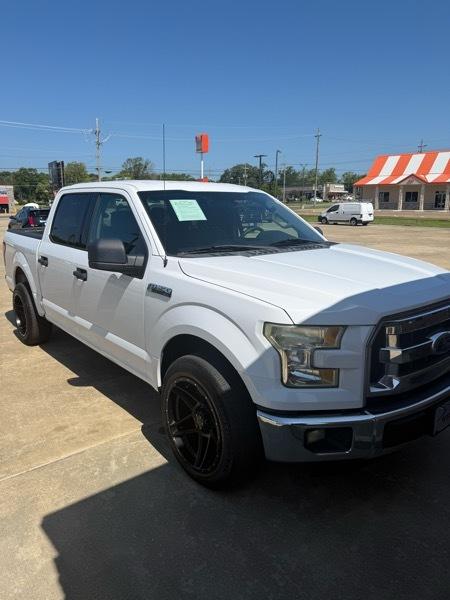 Ford F-150 XLT SuperCrew 5.5-ft. Bed 2WD 2015