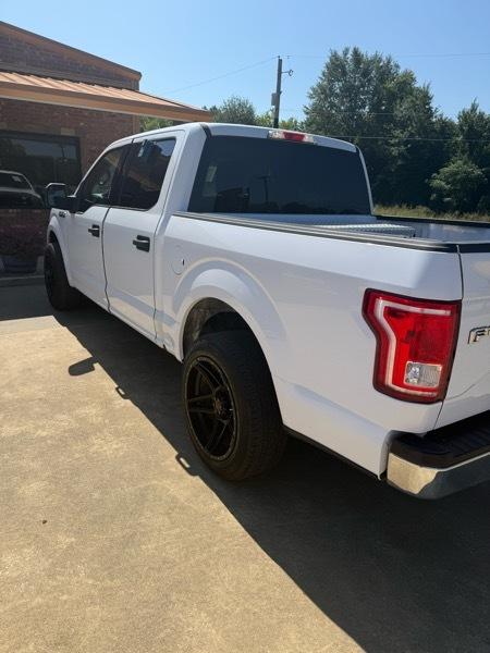 Ford F-150 XLT SuperCrew 5.5-ft. Bed 2WD 2015