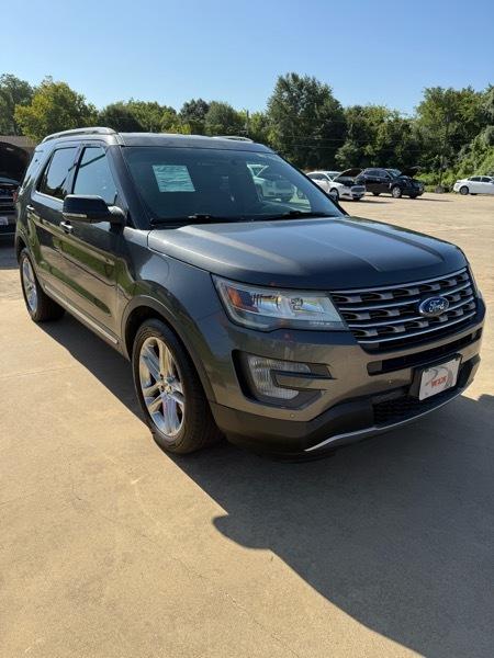 Ford Explorer XLT FWD 2017