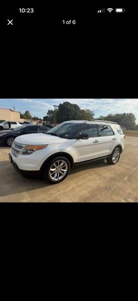 Ford Explorer XLT FWD 2014