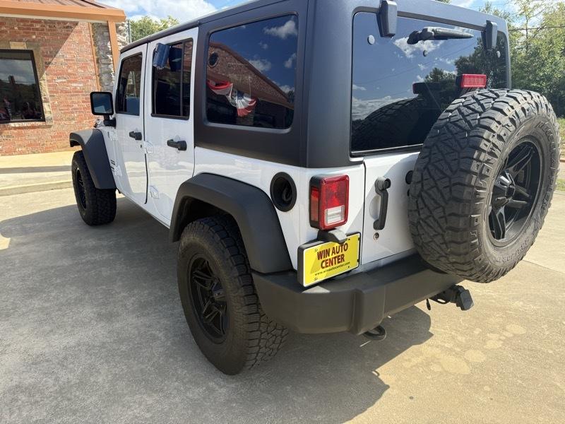 Jeep Wrangler Unlimited Sport 4WD 2017