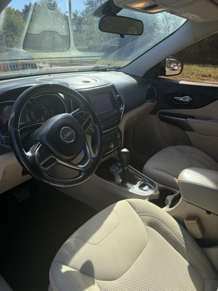 Jeep Cherokee Latitude FWD 2020
