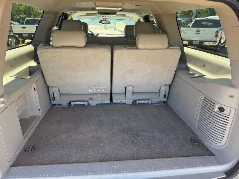 GMC Yukon XL SLT 1/2 Ton 2WD 2014
