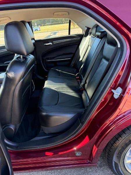 Chrysler 300 Limited RWD 2017