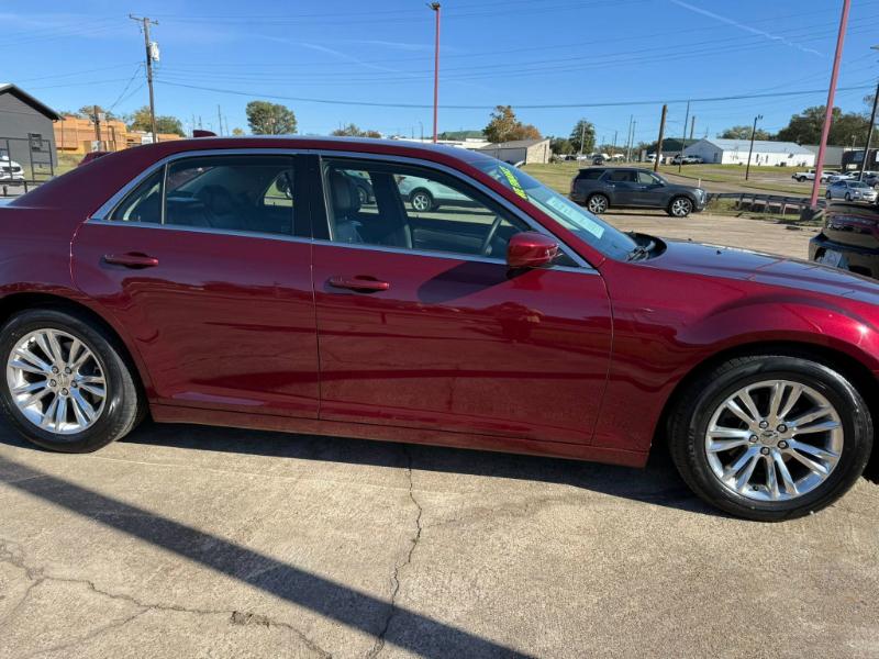 Chrysler 300 Limited RWD 2017