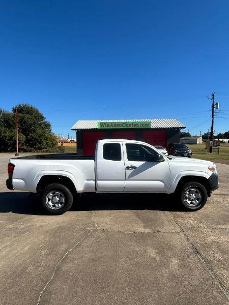 Toyota Tacoma 2WD SR Access Cab 6' Bed I4 AT (Natl) 2018
