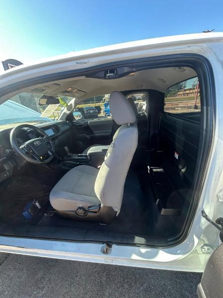 Toyota Tacoma 2WD SR Access Cab 6' Bed I4 AT (Natl) 2018