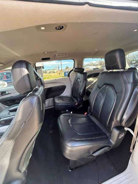 Chrysler Pacifica Touring-L 2020