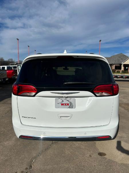 Chrysler Pacifica Touring-L 2020