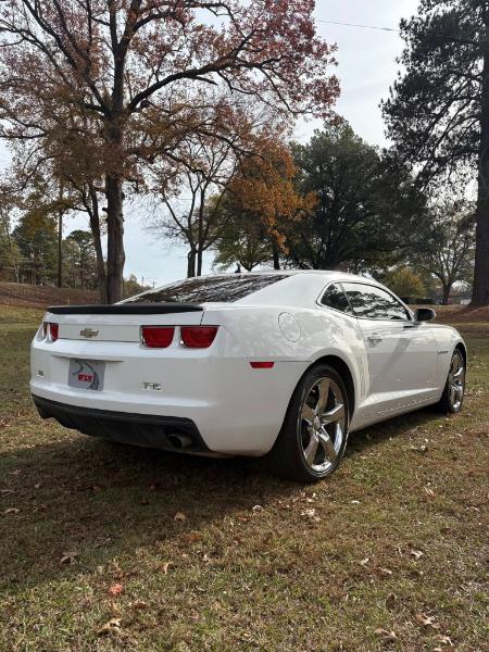 Chevrolet Camaro LT1 Coupe 2011