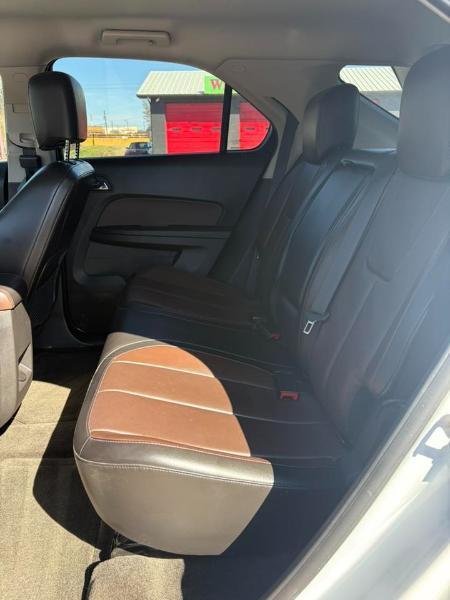 Chevrolet Equinox 2LT 2WD 2011