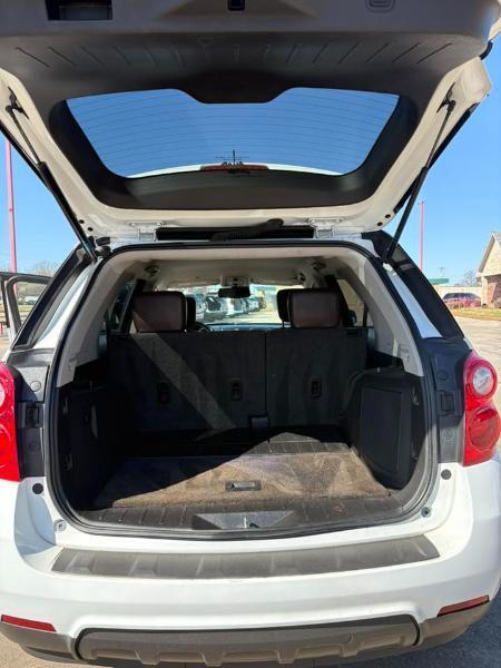 Chevrolet Equinox 2LT 2WD 2011