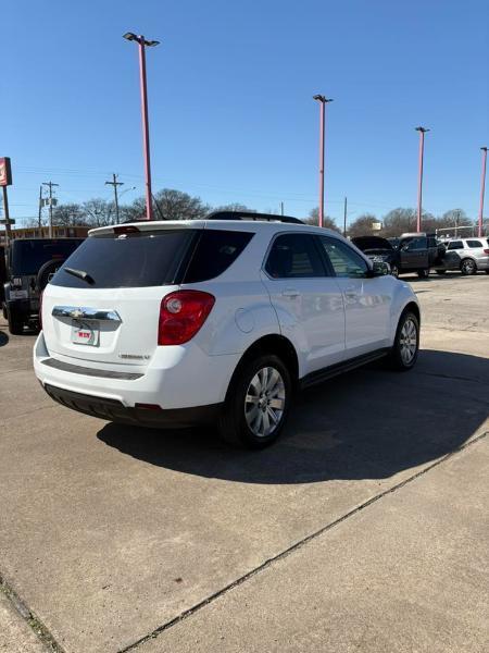 Chevrolet Equinox 2LT 2WD 2011