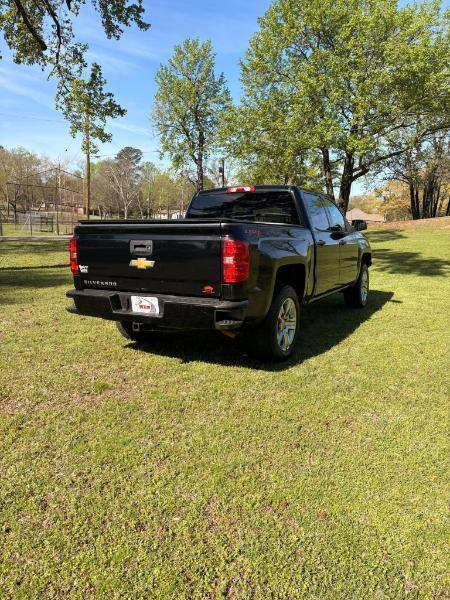Chevrolet Silverado 1500 Custom Crew Cab 4WD 2018