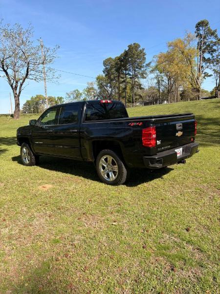 Chevrolet Silverado 1500 Custom Crew Cab 4WD 2018