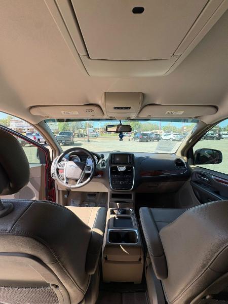 Chrysler Town & Country Touring 2014