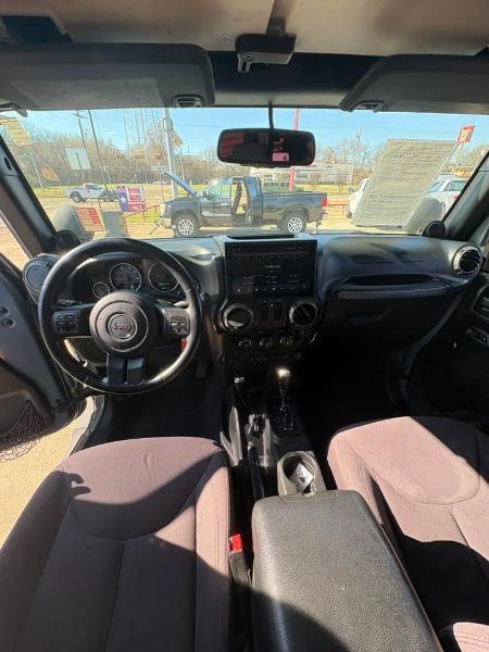 Jeep Wrangler Sport 4WD 2014